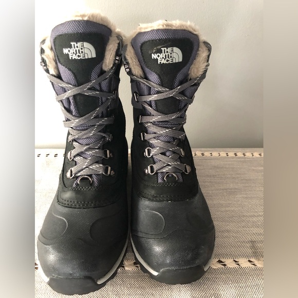 The North Face Shoes - Women’s Northface winter boots
